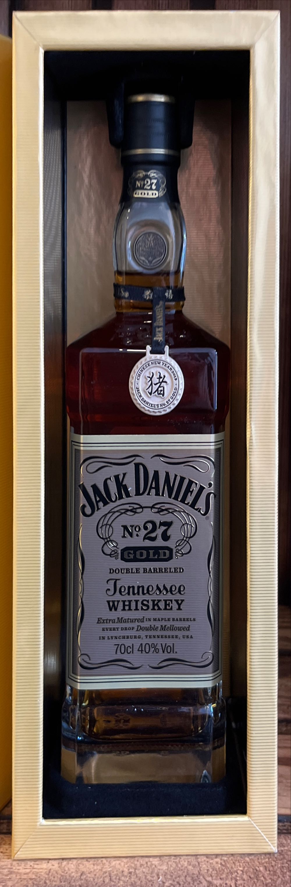 No. 27 Gold Chinese Year Of The Pig - Jack Daniel’s (700 mL) alcohol collectible [Barcode 5099873003701] - Main Image 2