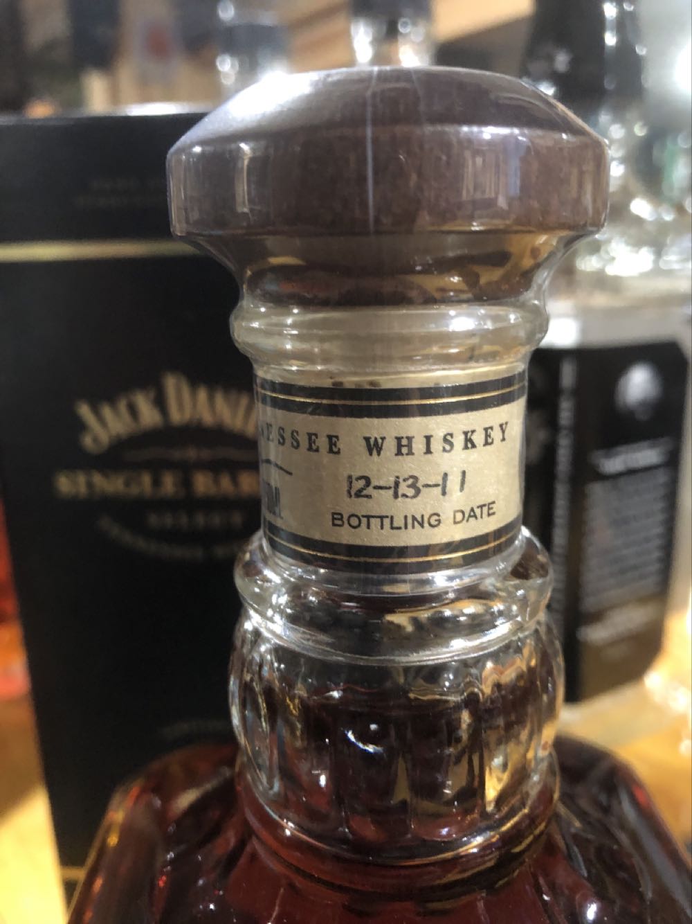 LIQUOR : Single Barrel (a)  (750 mL) alcohol collectible - Main Image 3