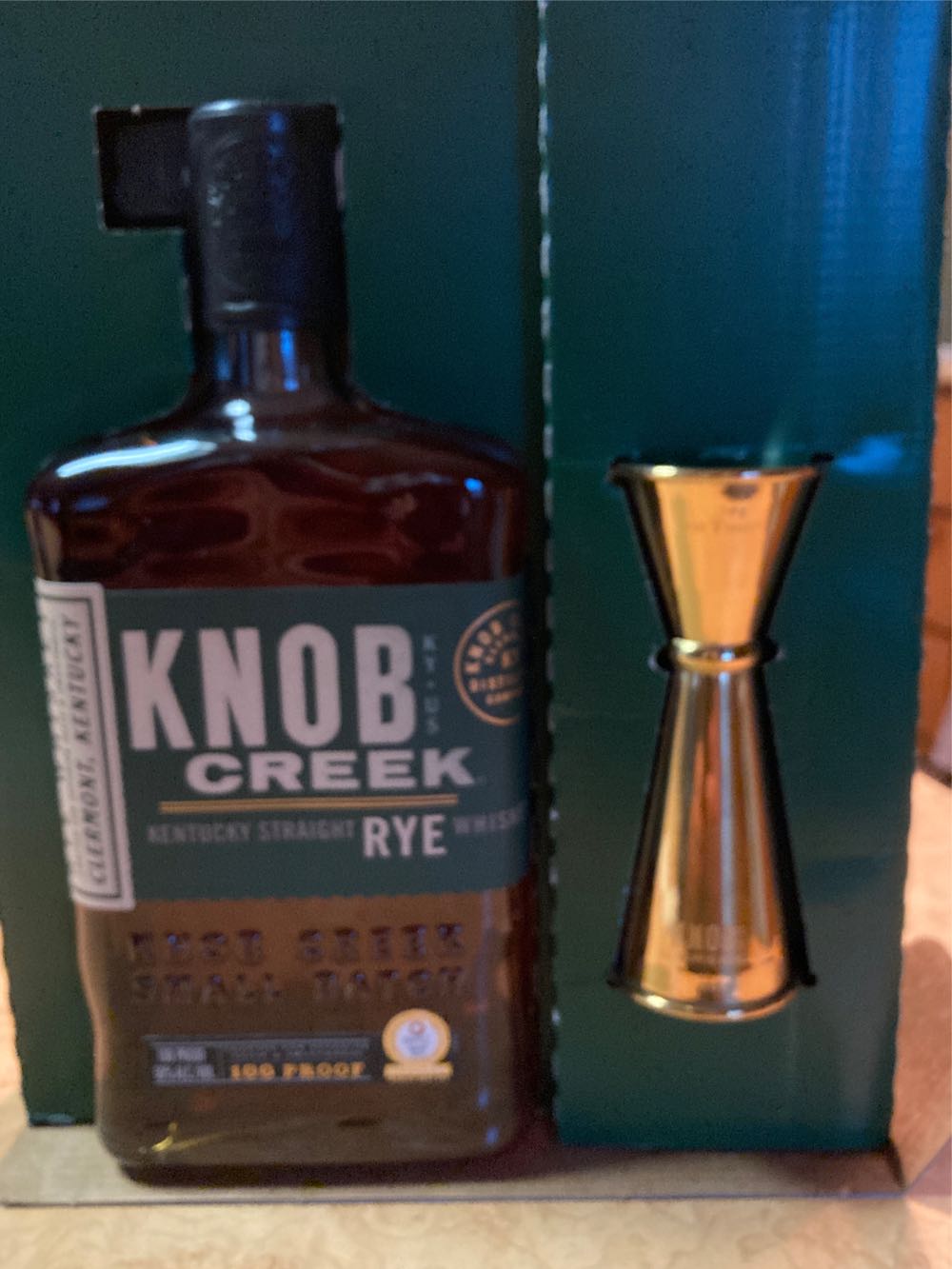 Knob Creek Rye - Knob Creek Distillery, Clermont, KY (750 mL) alcohol collectible [Barcode 080686035060] - Main Image 2