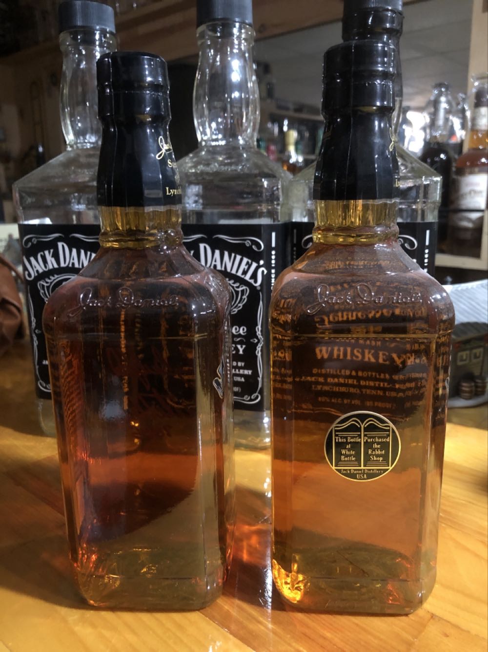 LIQUOR : Scenes # 1  (750 mL) alcohol collectible - Main Image 2