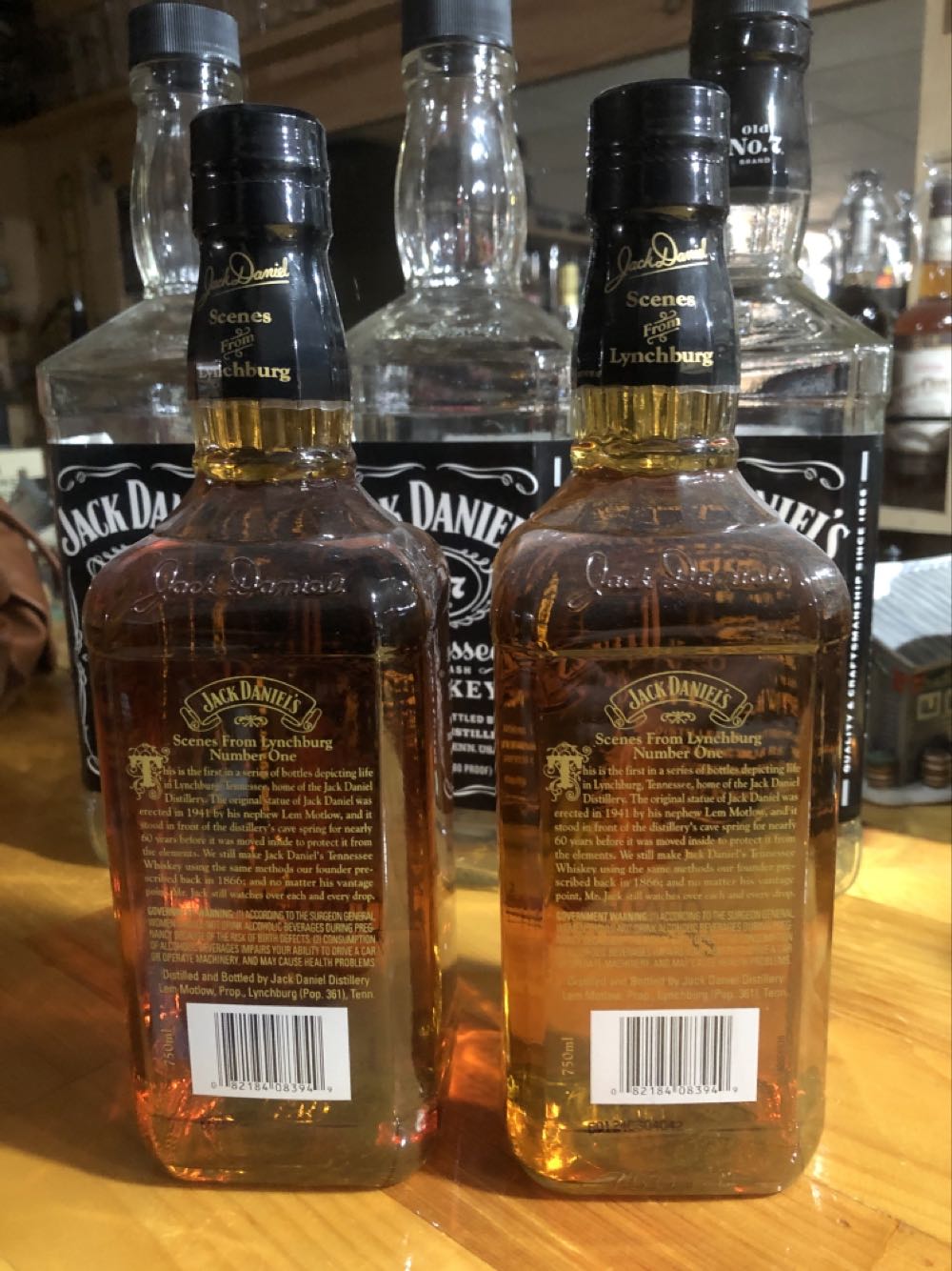 LIQUOR : Scenes # 1  (750 mL) alcohol collectible - Main Image 3