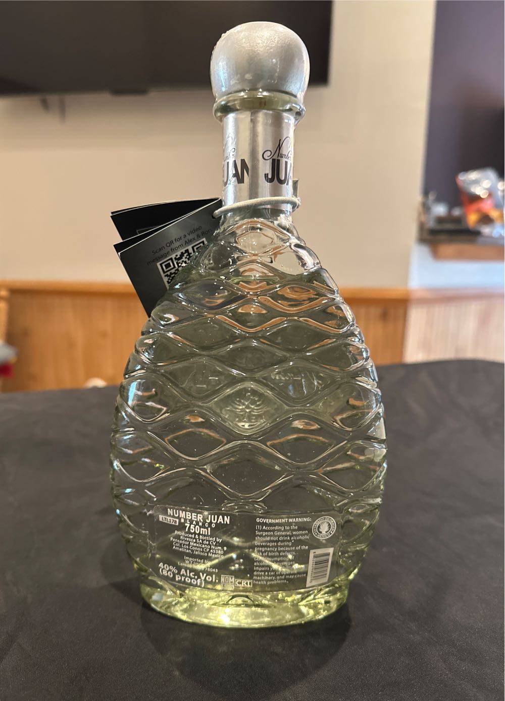 Number Juan Tequila Blanco - Rivesca, S.A. de C.V. (750 mL) alcohol collectible [Barcode 852662980653] - Main Image 2