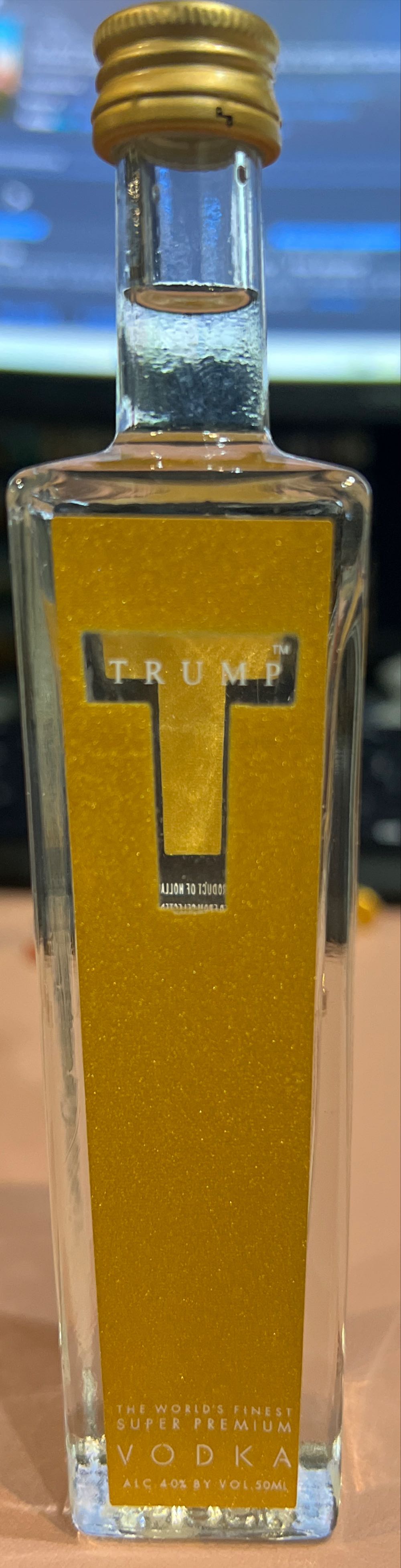 Trump  (50 mL) alcohol collectible [Barcode 857532000288] - Main Image 2