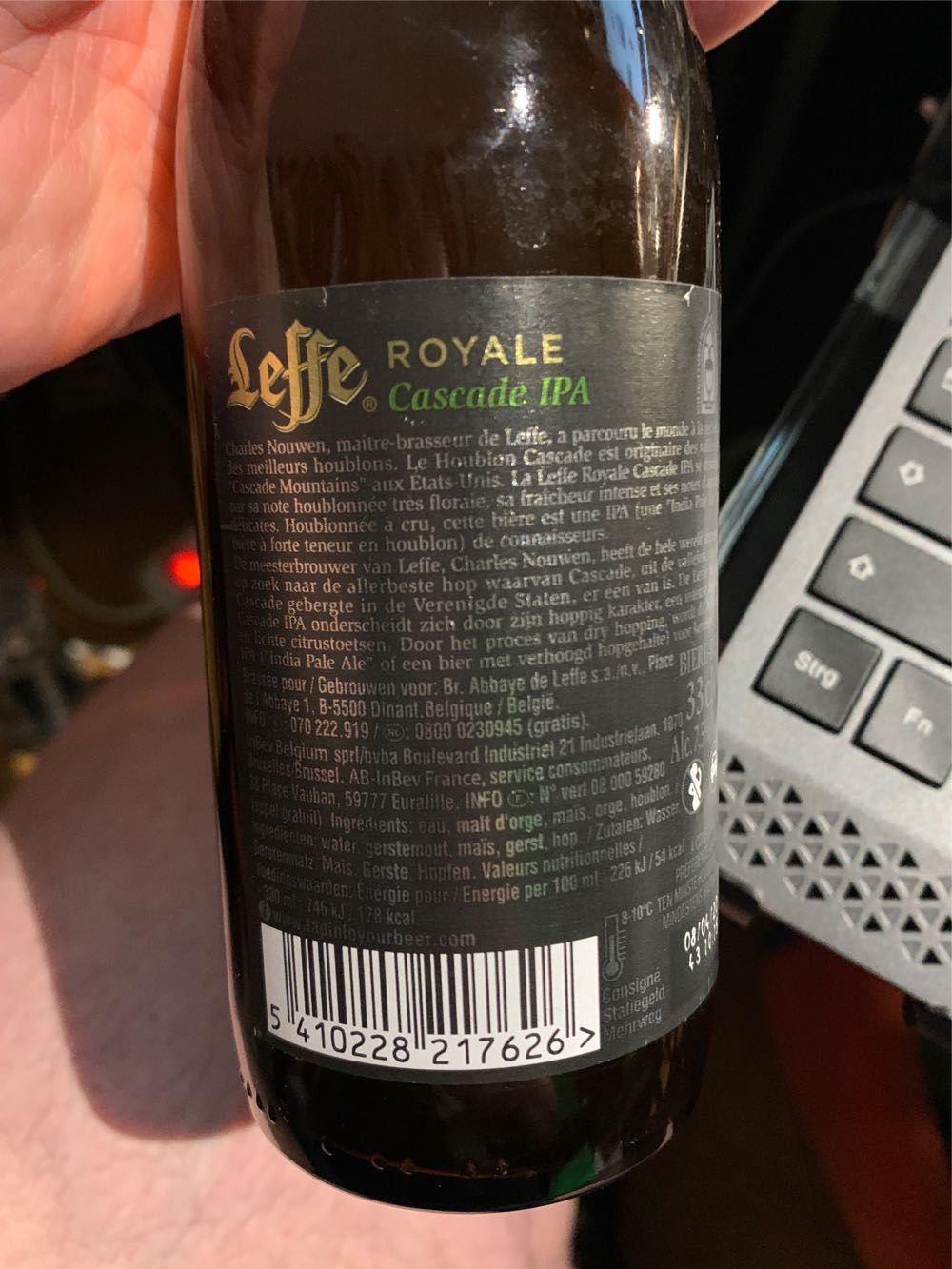 Leffe Royale Cascade Ipa - Leffe Brewing Company, Leuven (330 mL) alcohol collectible [Barcode 5410228217626] - Main Image 3