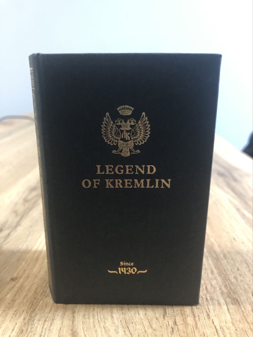 Legend Of Kremlin Premium Vodka Mini  (50 mL) alcohol collectible [Barcode 4603019008669] - Main Image 2