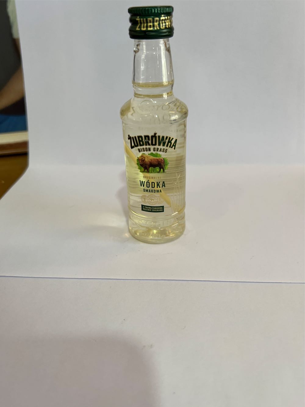 Mini Set Bottles With Round Shot Glass Asia