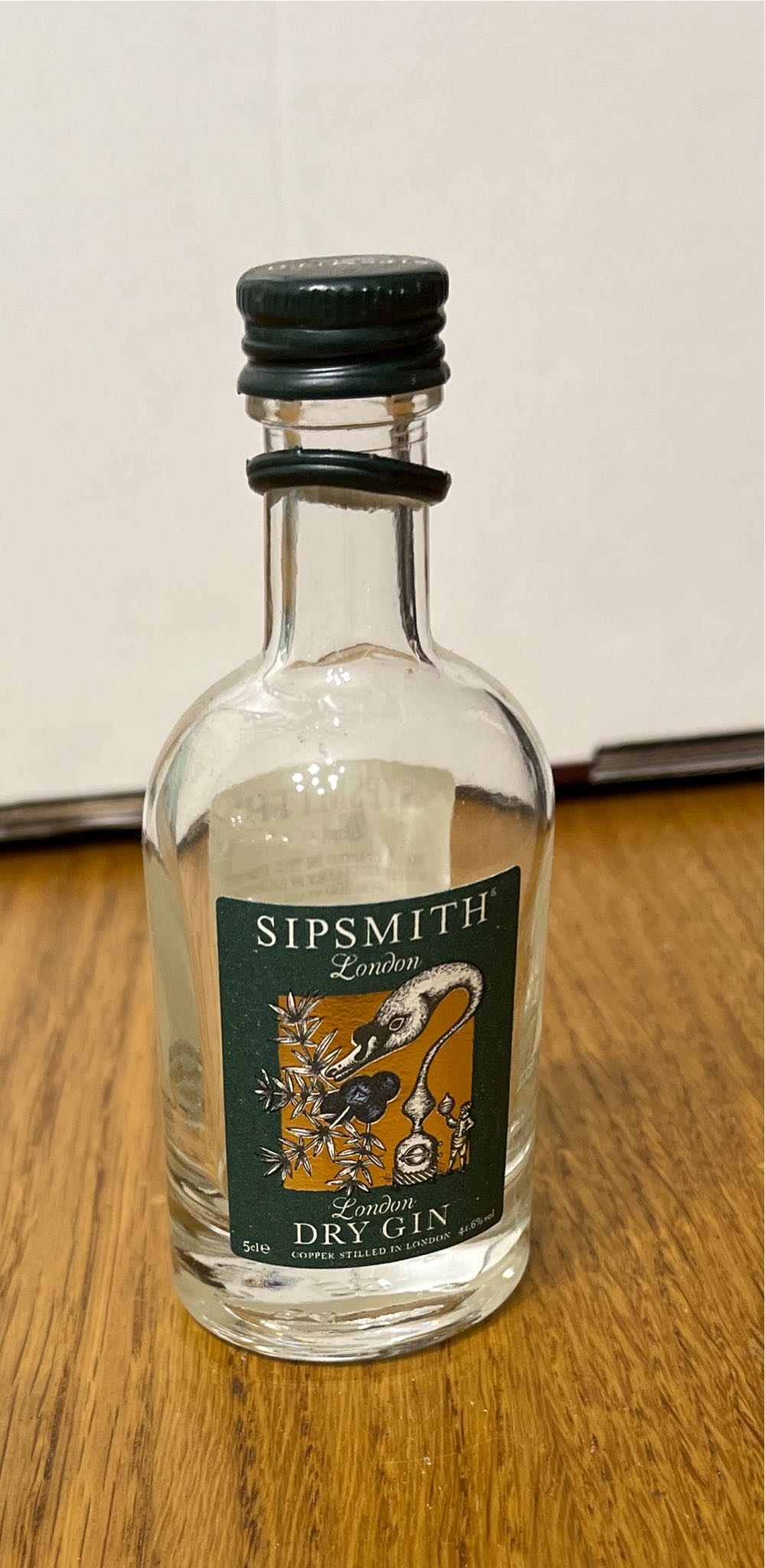 Sipsmith London Dry Gin  (50 mL) alcohol collectible [Barcode 5060204340208] - Main Image 3
