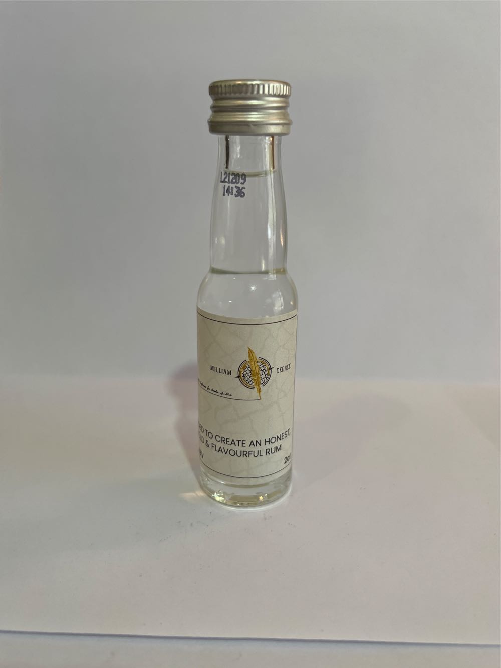 Rum William Ceorce  (20 mL) alcohol collectible - Main Image 1