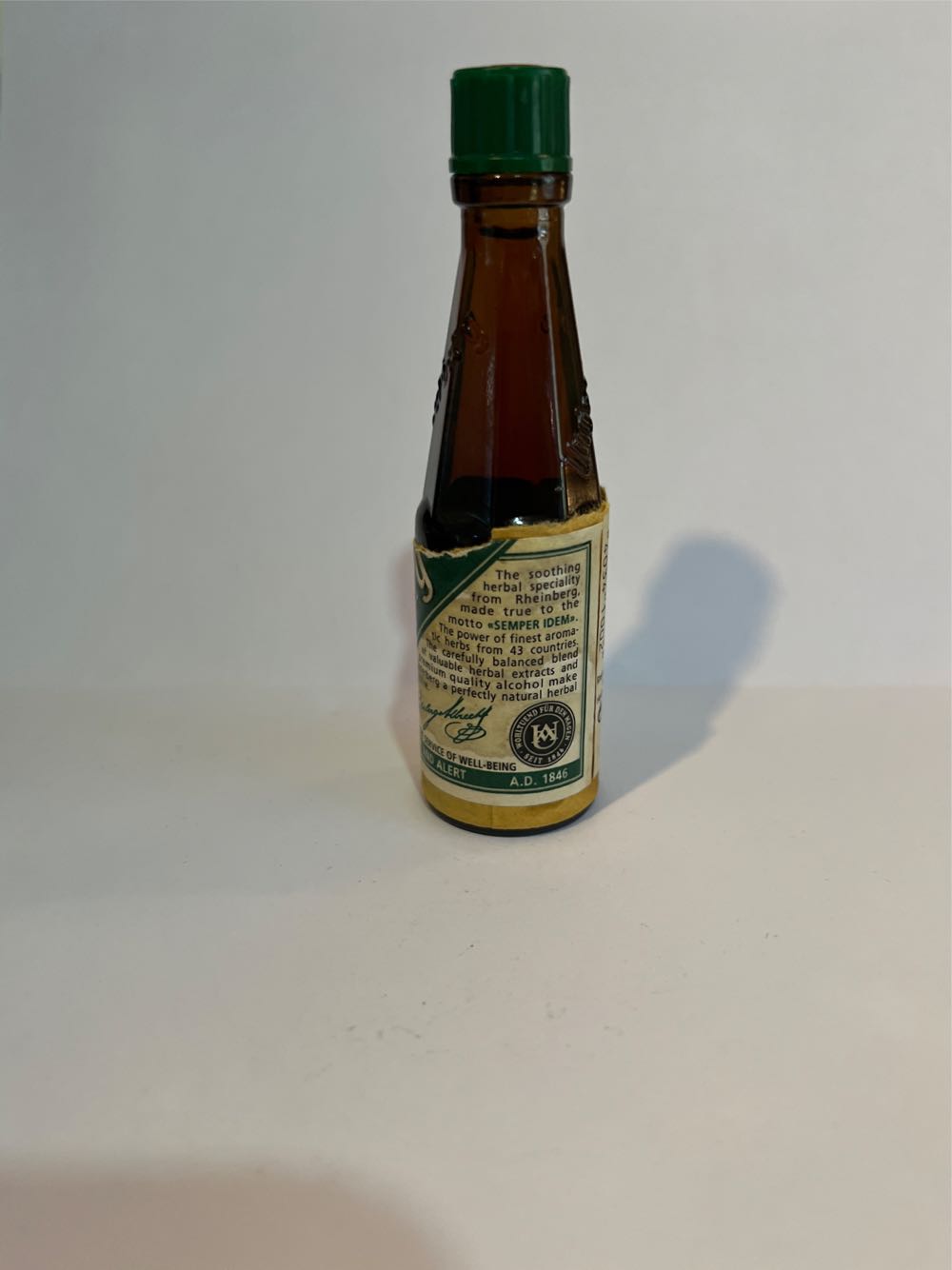 Underberg Health Drink - Underberg GMBH & Co.kg (20 mL) alcohol collectible [Barcode 40341002] - Main Image 2