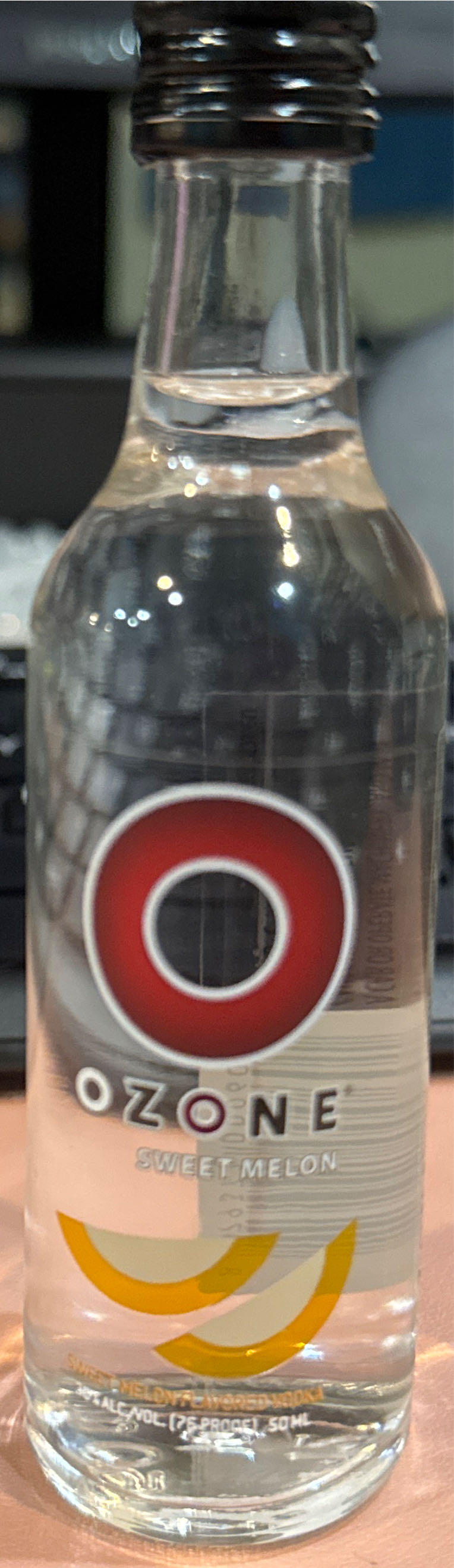 OZONE - AB STUMBRAS (750 mL) alcohol collectible [Barcode 879371000700] - Main Image 4