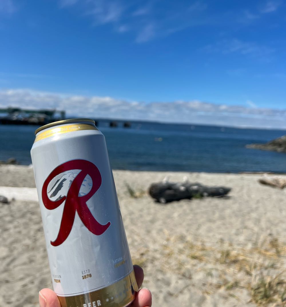 Pabst Brewing Rainier Lager - Pabst Brewing Company, Los Angeles alcohol collectible - Main Image 2