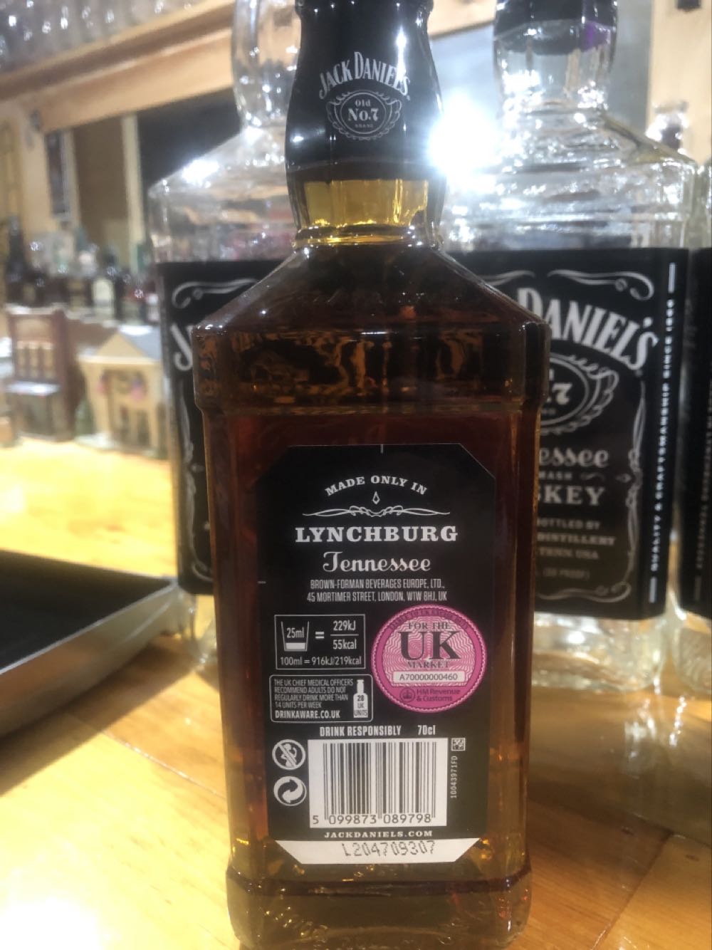 LIQUOR : Black Label JukeBox  (700 mL) alcohol collectible - Main Image 3