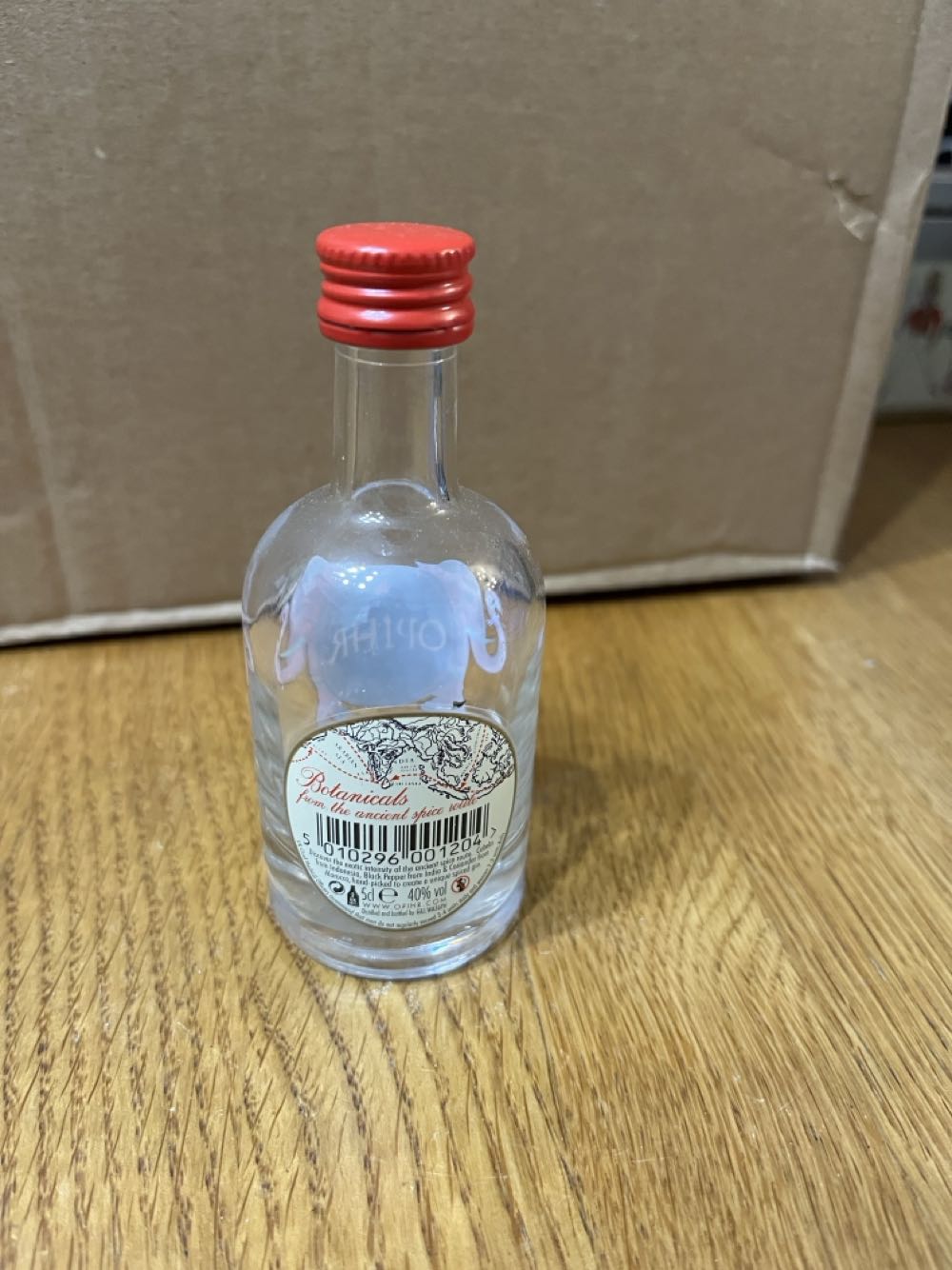 Opihr Oriental Spiced  (50 mL) alcohol collectible [Barcode 5010296001204] - Main Image 2