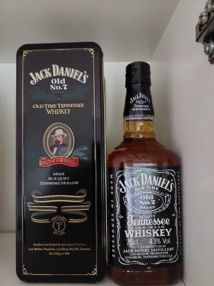 Jahresdose 1998  (700 mL) alcohol collectible - Main Image 1