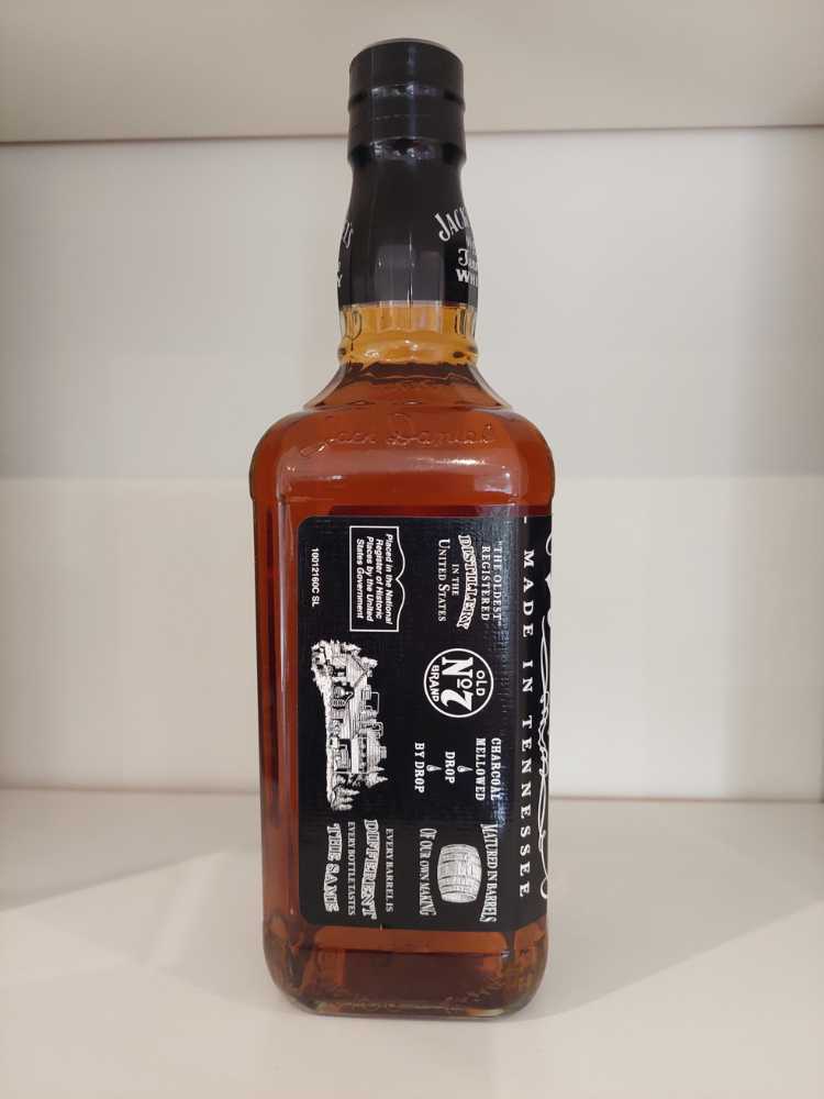 Jahresdose 2009  (700 mL) alcohol collectible - Main Image 4