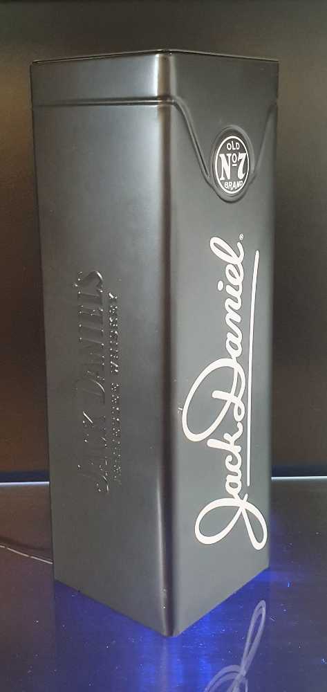 Jahresdose Leer - Jack Daniels Distillery alcohol collectible [Barcode 5099873045947] - Main Image 3