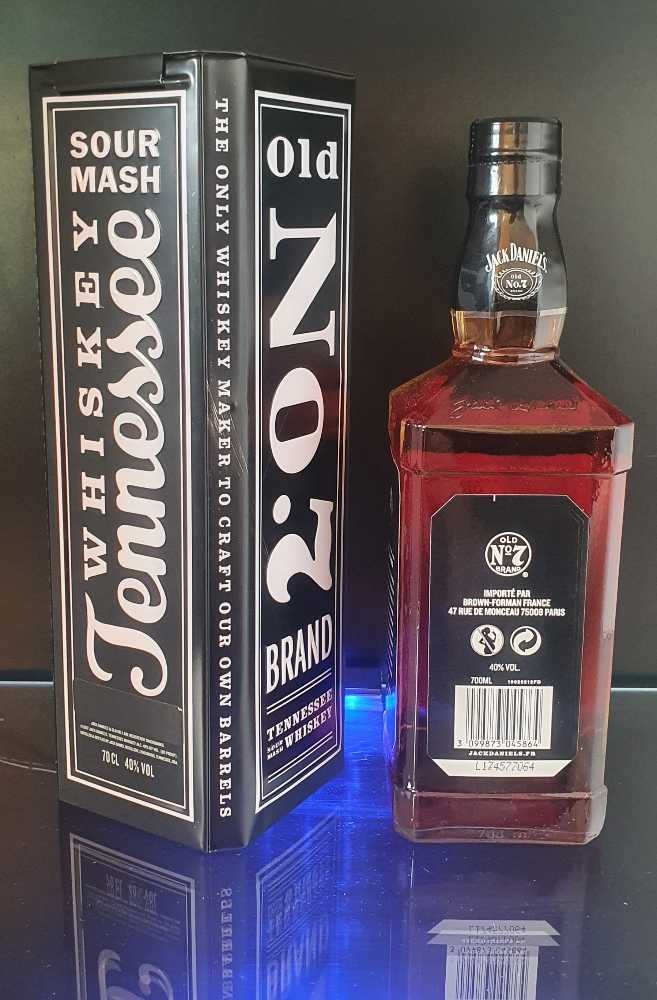 Jahresdose Voll - Jack Daniels Distillery (700 mL) alcohol collectible [Barcode 5099873210895] - Main Image 4