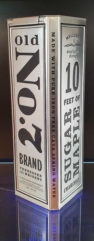 Jahresdose Leer Blacklabel - Jack Daniels Distillery alcohol collectible [Barcode 4092813045947] - Main Image 4