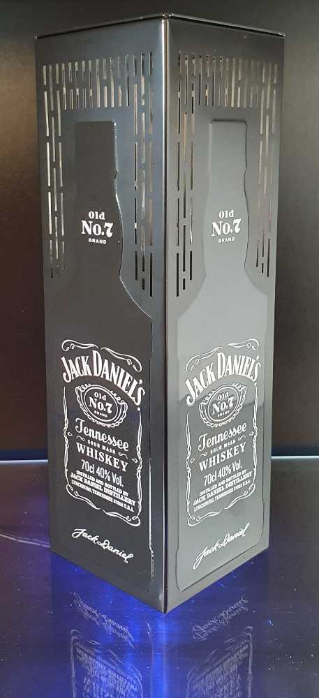 Jahresdose Voll Blacklabel - Jack Daniels Distillery (700 mL) alcohol collectible [Barcode 2099173045947] - Main Image 3