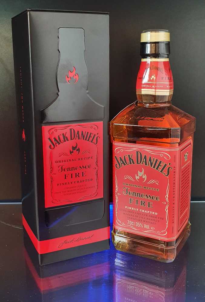 Bird Dog Hot Cinnamon