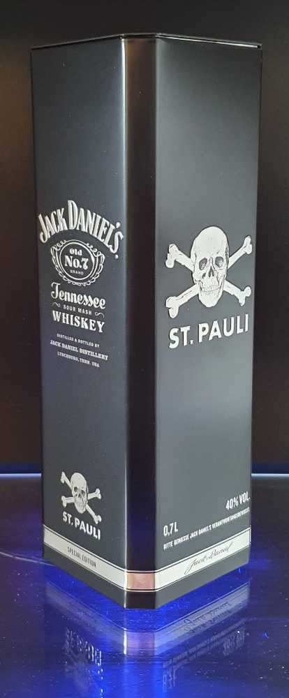 Jahresdose Leer St.Pauli Edition - Jack Daniels Distillery alcohol collectible [Barcode 5099873216392] - Main Image 3