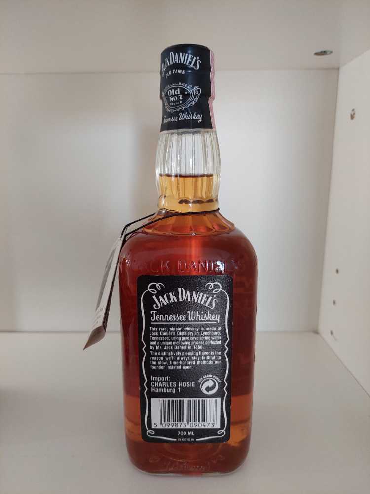 Black Label  (700 mL) alcohol collectible - Main Image 2