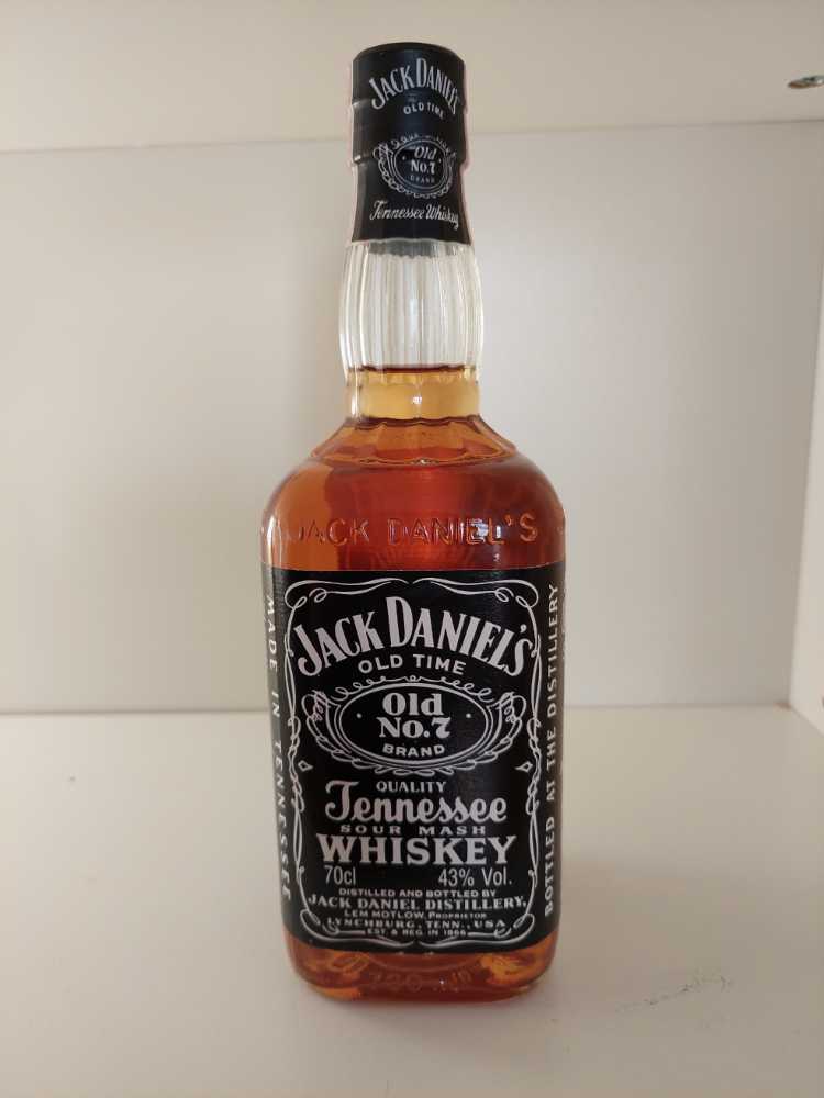 Black Label  (700 mL) alcohol collectible - Main Image 1