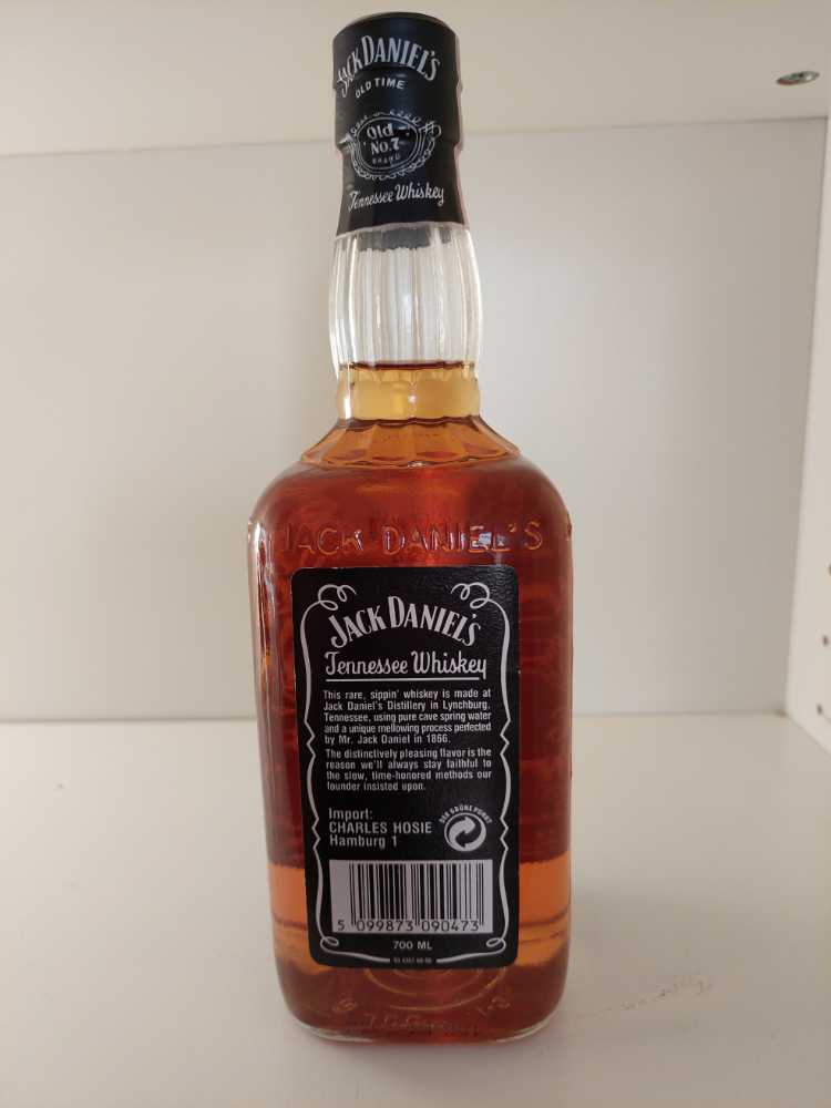 Black Label  (700 mL) alcohol collectible - Main Image 2