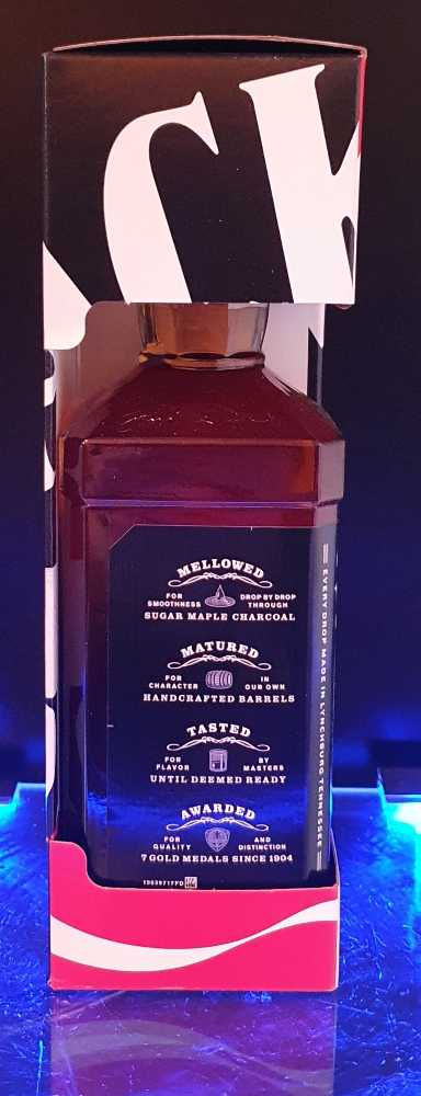 Black Label & Cola Glass - Jack Daniels Distillery (700 mL) alcohol collectible [Barcode 5099873221150] - Main Image 2