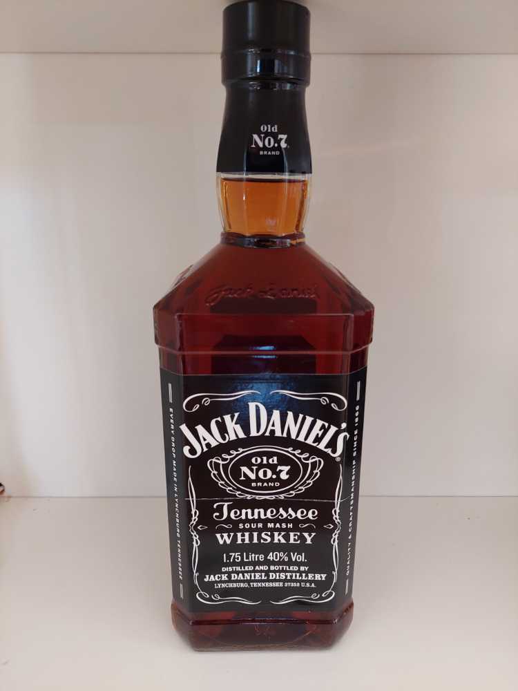 Z-Hampden Estate Pure Single Jamaican Rum 750ml