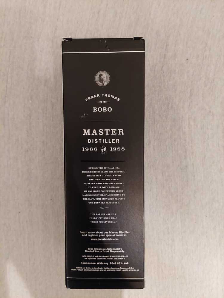Master Distiller #5  (700 mL) alcohol collectible - Main Image 2