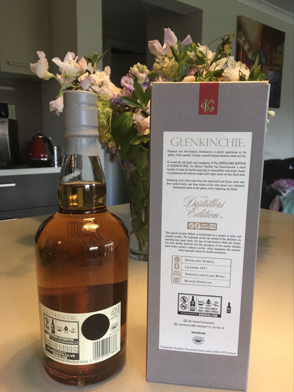 Glenkinchie Distillers Edition 43% - Glenkinchie Distillery (700 mL) alcohol collectible [Barcode 5000281057866] - Main Image 3