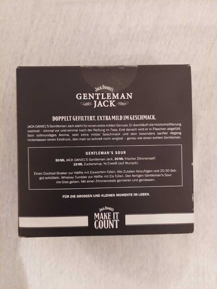 Gentleman Jack Set  (200 mL) alcohol collectible - Main Image 2