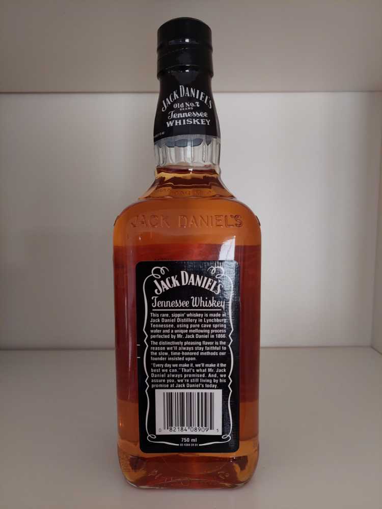 Black Label USA  (750 mL) alcohol collectible - Main Image 2