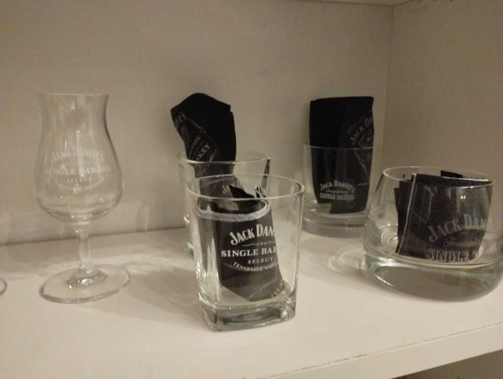 Single Barrel Gläser  alcohol collectible - Main Image 2