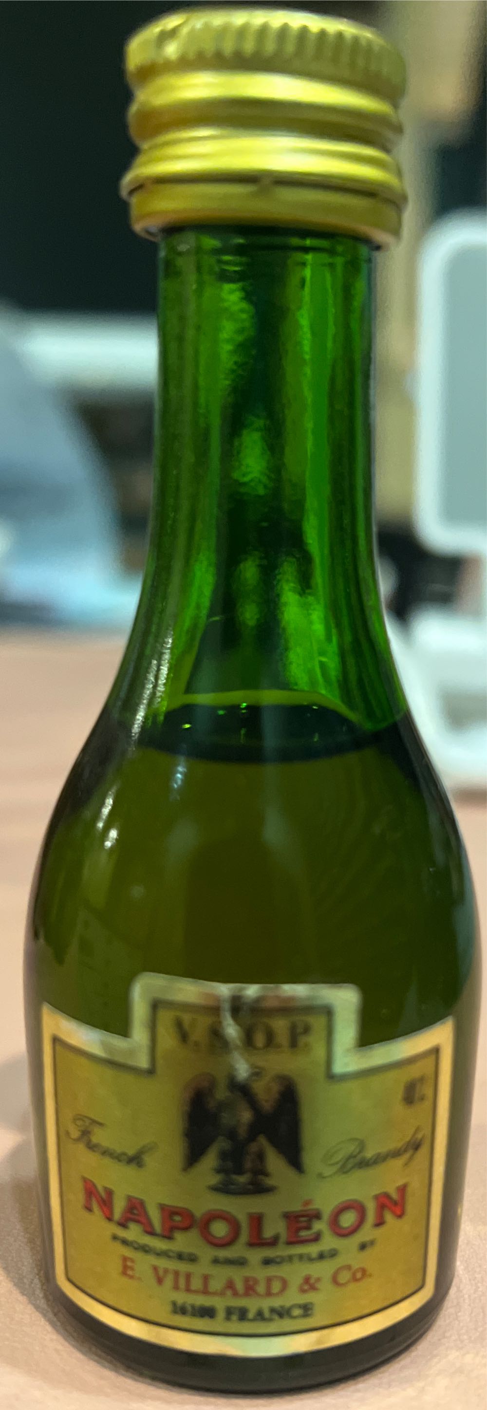 Napoleon VSOP Brandy  (40 mL) alcohol collectible [Barcode 8410837471690] - Main Image 2