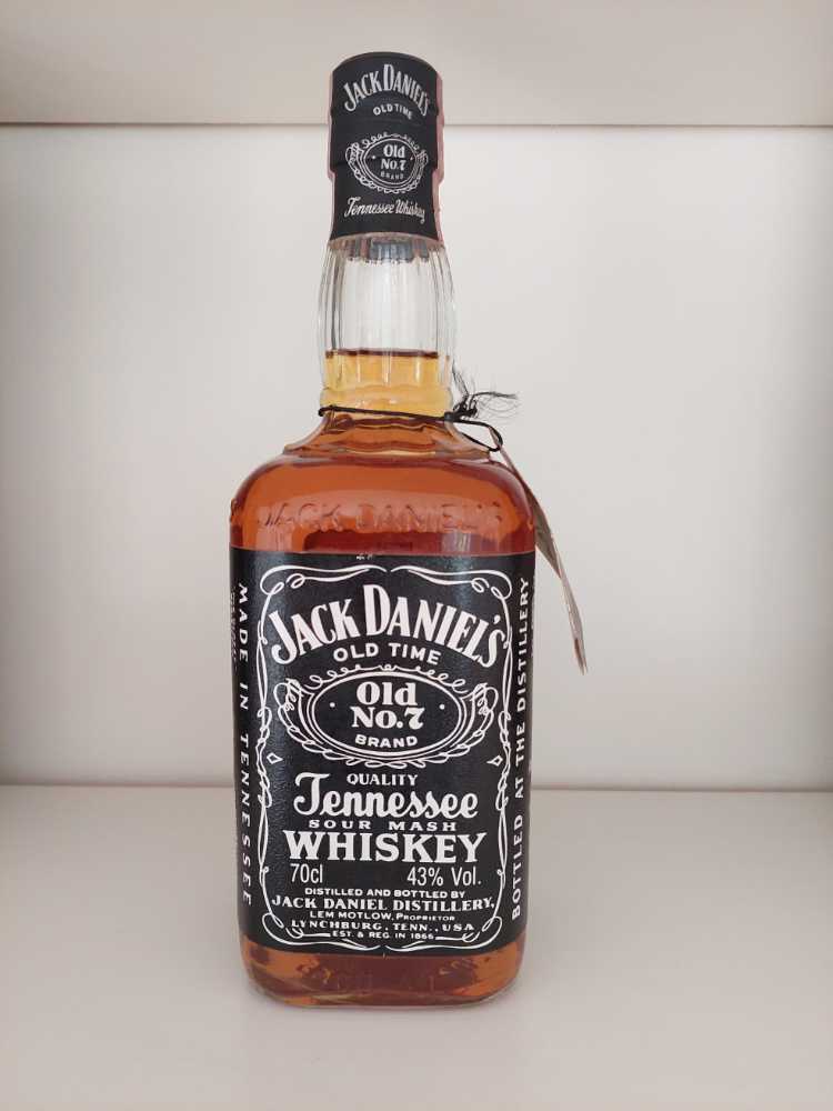 Quiereme Mucho Mezcal 750ml