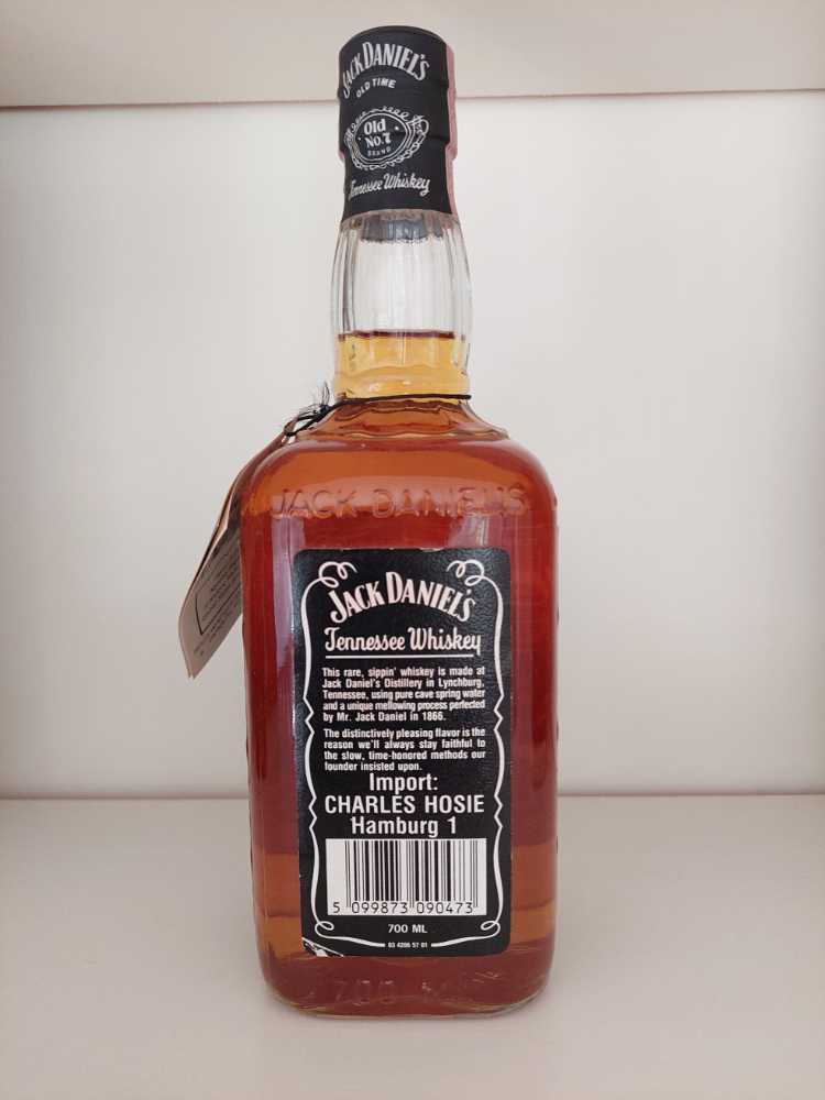 Black Label  (700 mL) alcohol collectible - Main Image 3