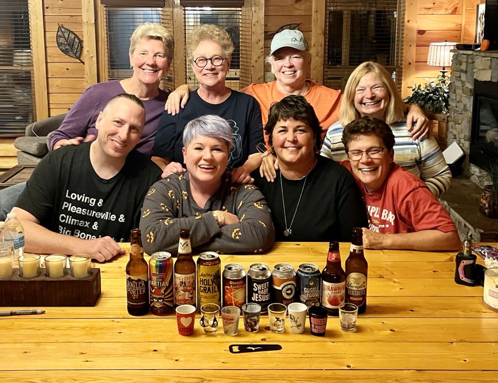 Fat Head’s Goggle Fogger Hefeweizen - Fat Head’s Brewery, Pittsburgh alcohol collectible - Main Image 2