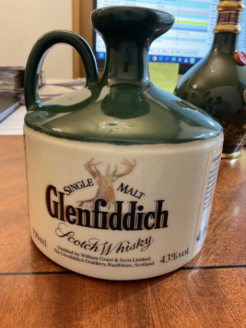 Glenfiddich Mary Queen  alcohol collectible - Main Image 2