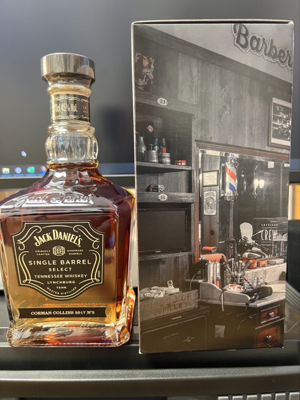 Corman- Collins Barber Shop R#2 2017 - Jack Daniel’s Distillery, Lynchburg, TN (700 mL) alcohol collectible [Barcode 5099873088654] - Main Image 4
