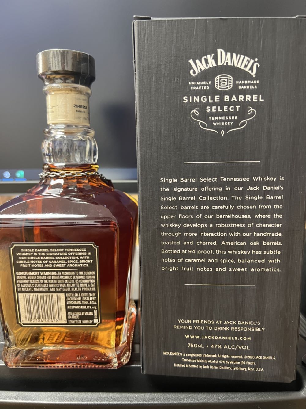 Back The Blue - Jack Daniel’s Distillery, Lynchburg, TN (750 mL) alcohol collectible [Barcode 082184004289] - Main Image 3
