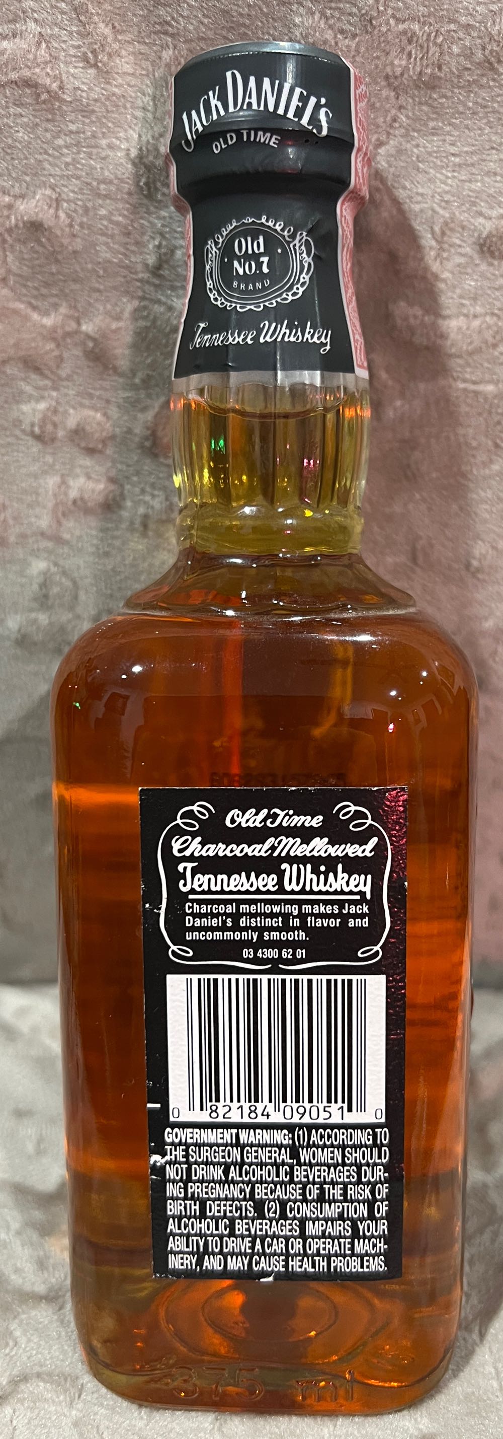 Black Label 1994 - Jack Daniel’s Distillery, Lynchburg, TN (375 mL) alcohol collectible - Main Image 3