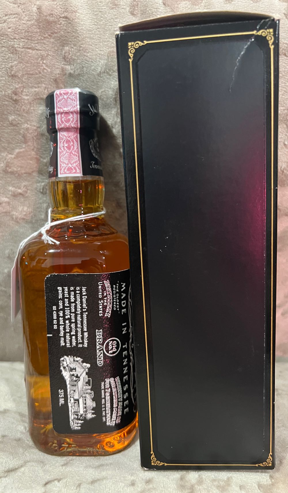 Black Label 1996 - Jack Daniel’s Distillery, Lynchburg, TN (375 mL) alcohol collectible - Main Image 2