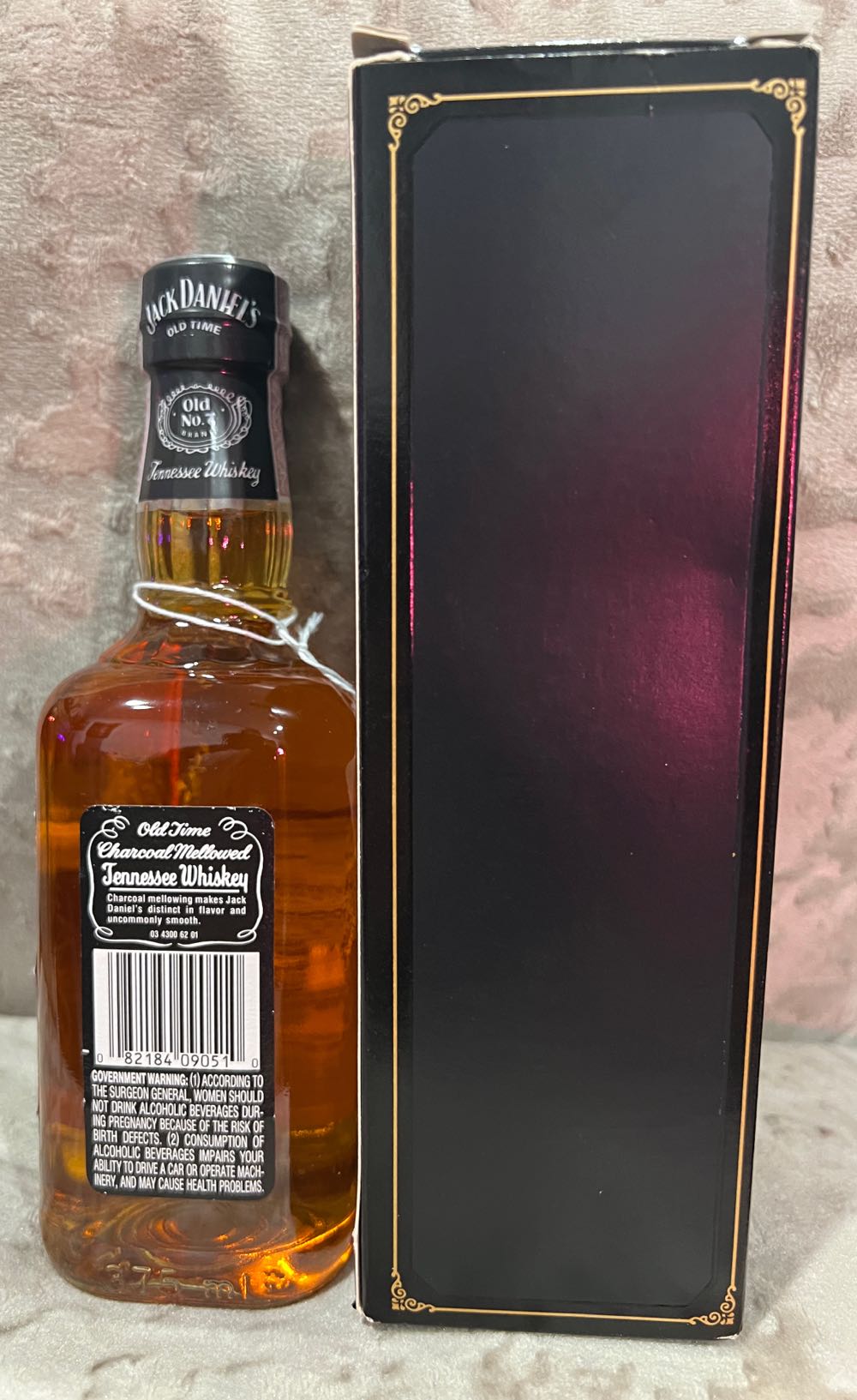 Black Label 1996 - Jack Daniel’s Distillery, Lynchburg, TN (375 mL) alcohol collectible - Main Image 3