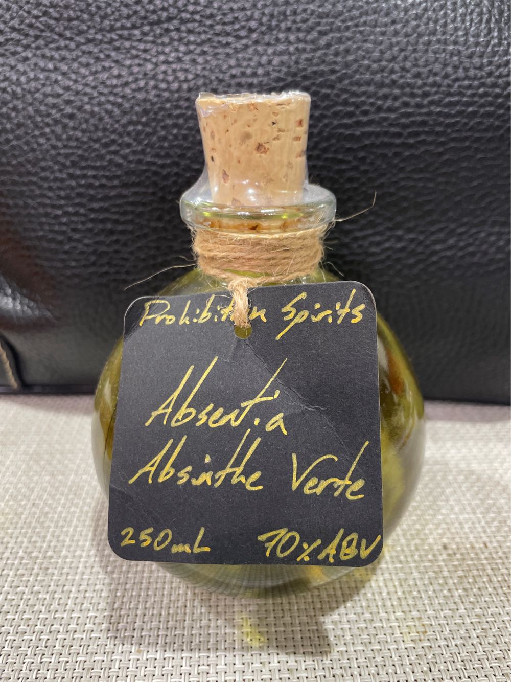 WOOD : Medicine Cabinet