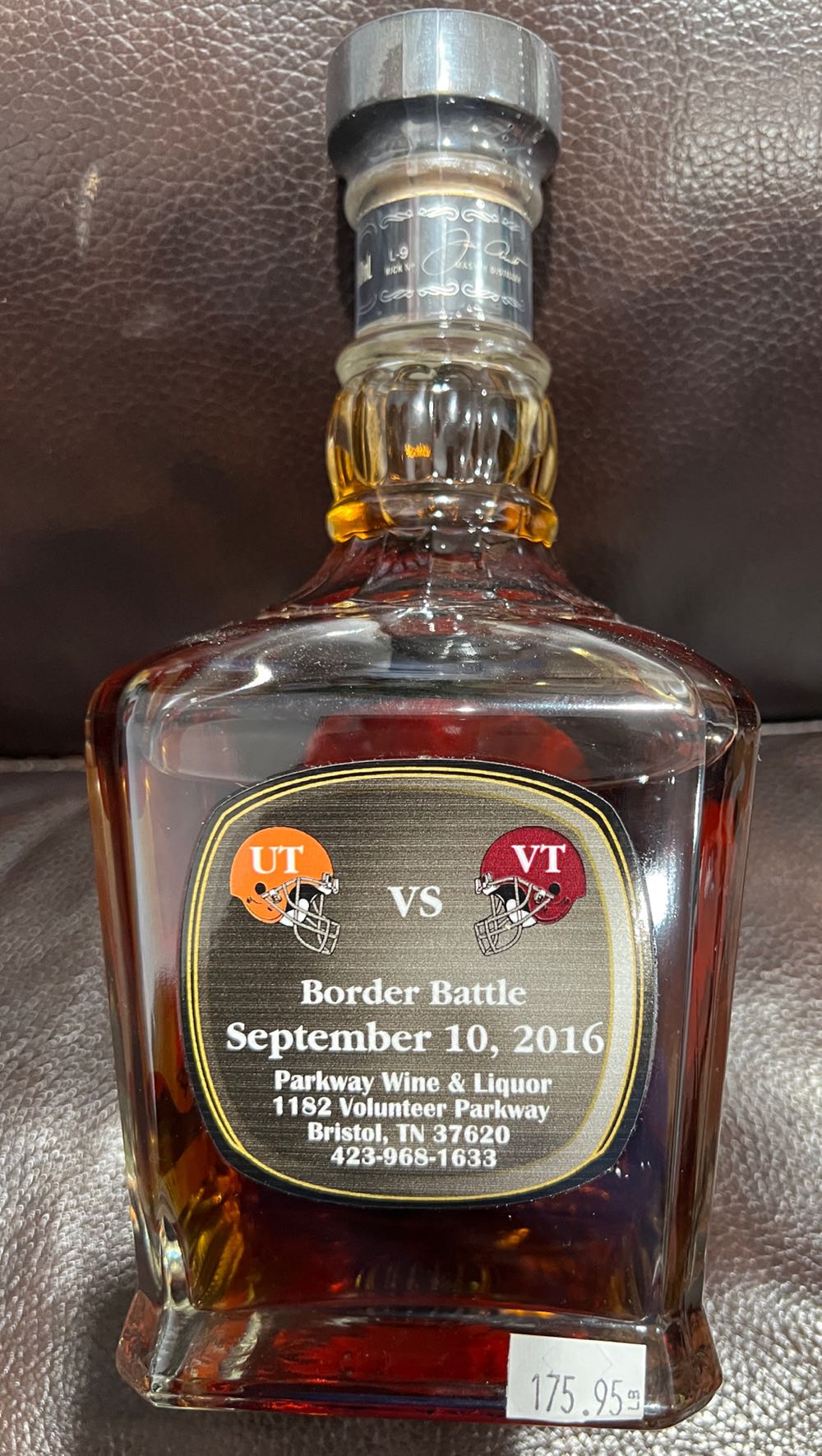 Bristol VA vs TENN Game - Jack Daniel’s Distillery, Lynchburg, TN (750 mL) alcohol collectible [Barcode 082184087008] - Main Image 3