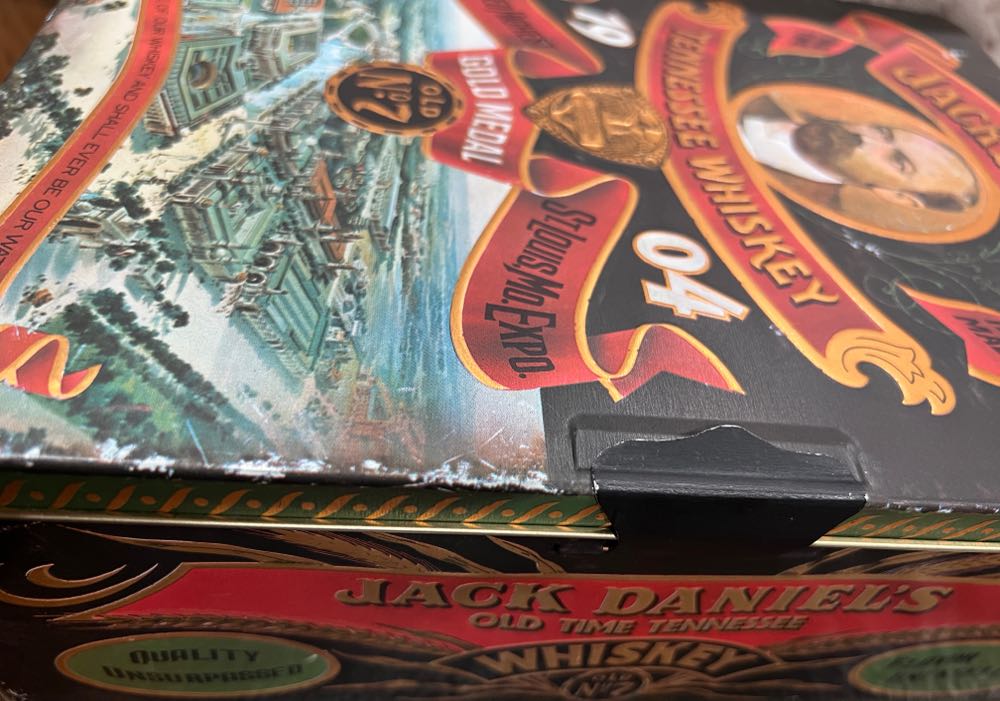 Set Black Label 2 Glass Shots 1982 - Jack Daniel’s Distillery, Lynchburg, TN (750 mL) alcohol collectible - Main Image 4