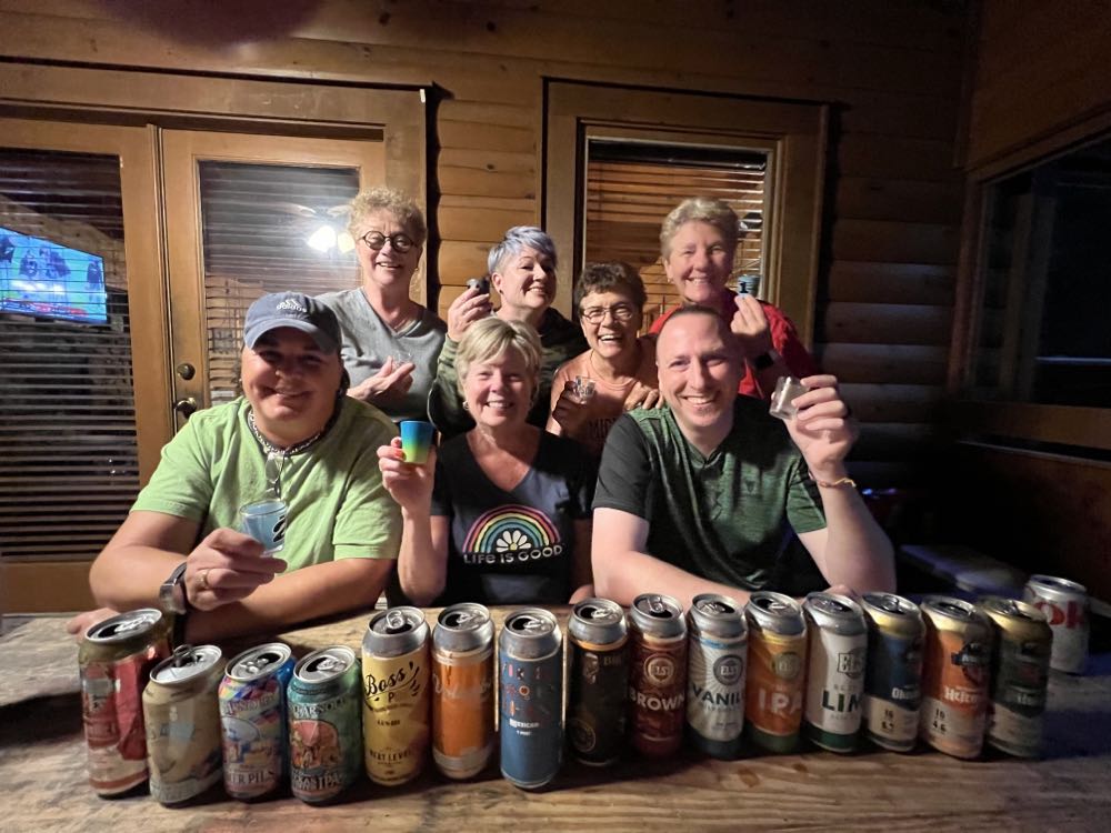 Founders Mas Agave Grapefruit Seltzer - Founders Brewing Company, Grand Rapids alcohol collectible - Main Image 2