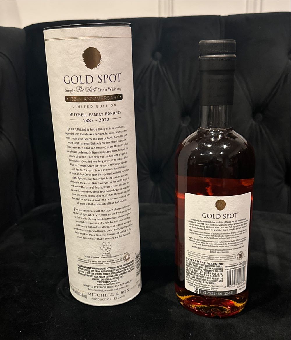 Spot: Gold 9 Year Single Pot Still - Mitchell And Sons (750 mL) alcohol collectible [Barcode 080432117842] - Main Image 2